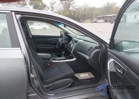 2015 Nissan Altima 2.5 S из США, поврежденный, VIN 1N4AL3AP8FN878754